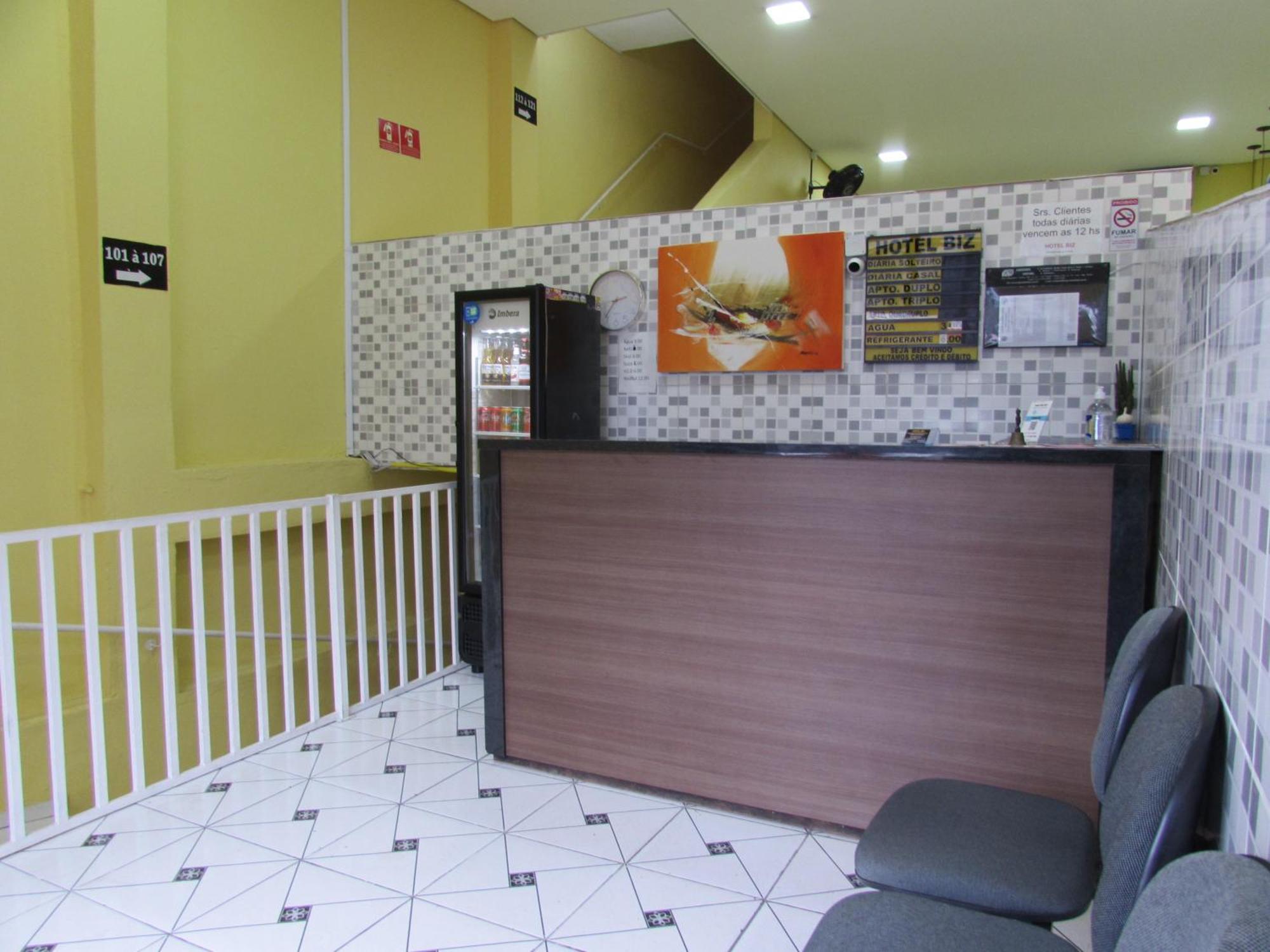 Hotel Biz a 8 minutos do Brás, a 15 minutos da 25 de março e a 8 minutos do Bom retiro São Paulo Exterior foto